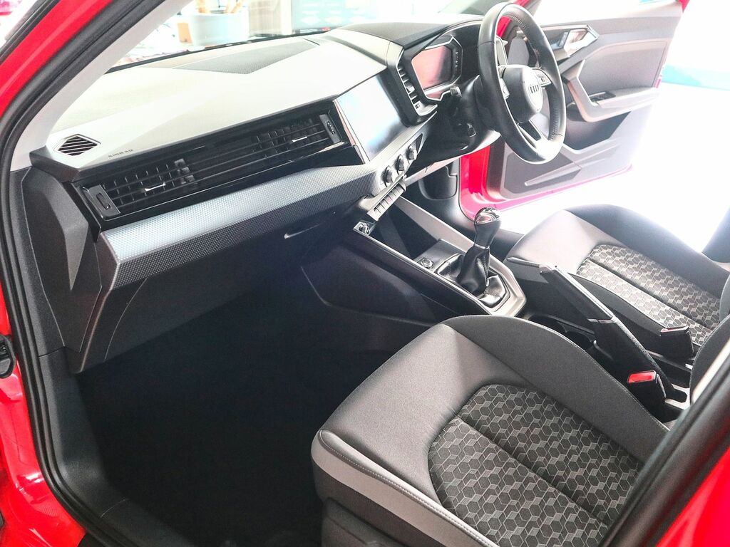 Audi A1 1.0 Sport 30 Tfsi FH19JSU Red #4