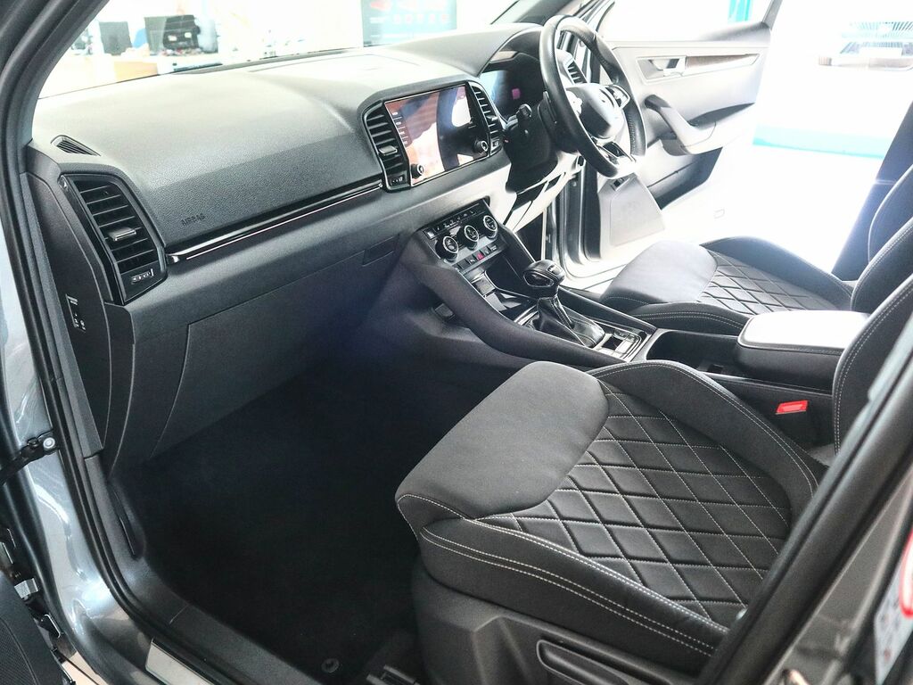 Skoda Karoq 1.5 Sportline Tsi Act Dsg CA72NWU Grey #4