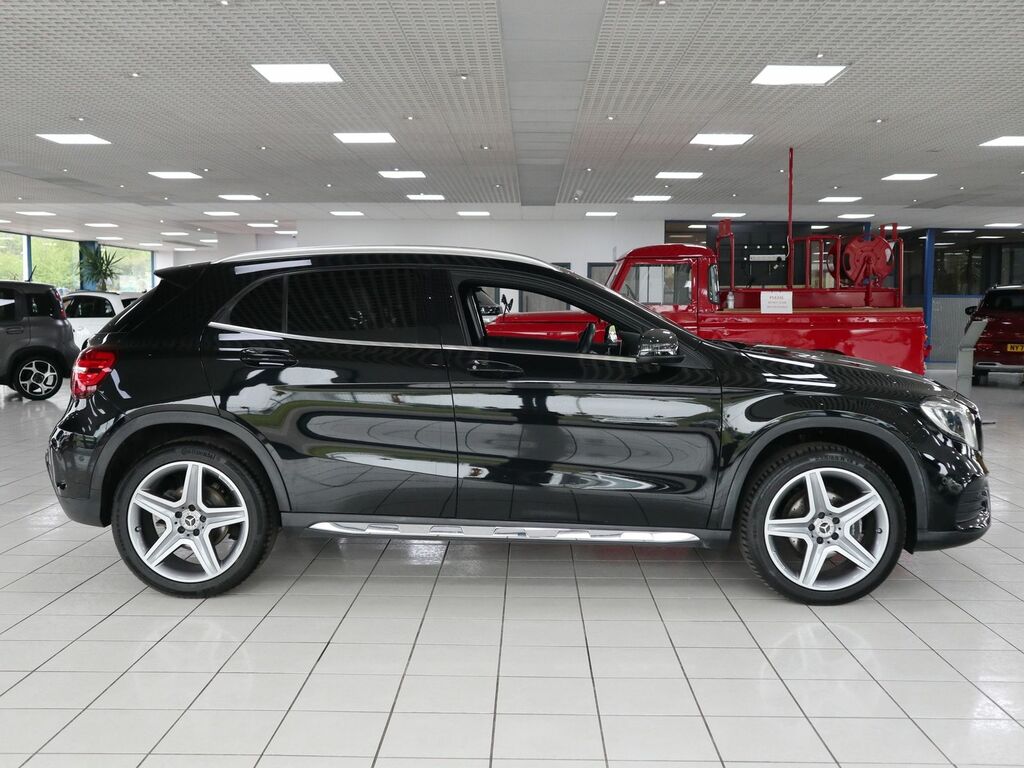 Mercedes-Benz GLA Class 1.6 Gla 180 Amg Line Edition 7G-dct EJ69BCE Black #6