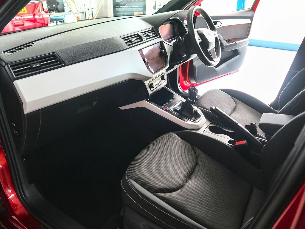 Seat Arona 1.0 Xcellence Lux Tsi YE68HEX Red #4