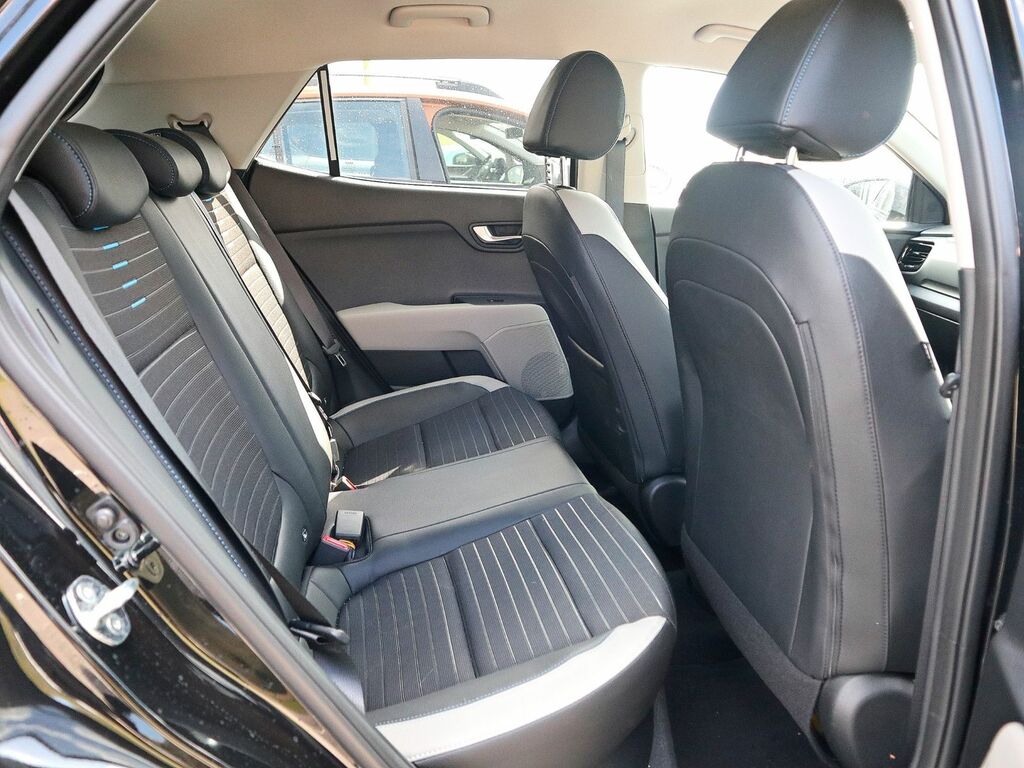 Kia Stonic 1.0 Shadow T-gdi Mhev Black #4
