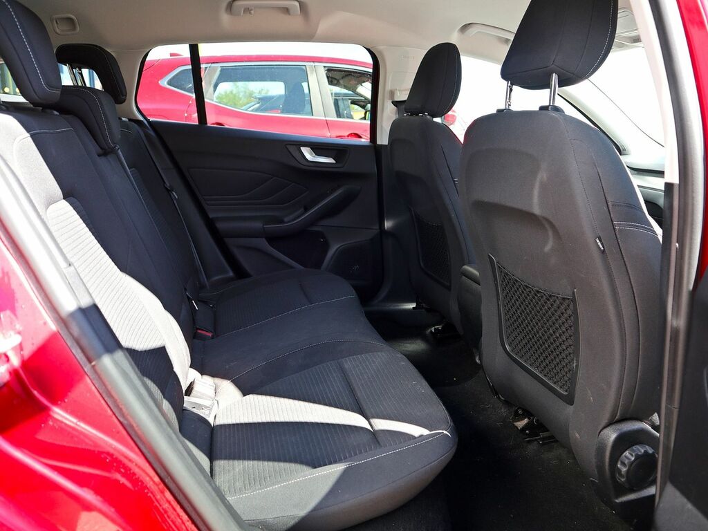 Ford Focus 1.0 Titanium Ecoboost GX68JRV Red #4