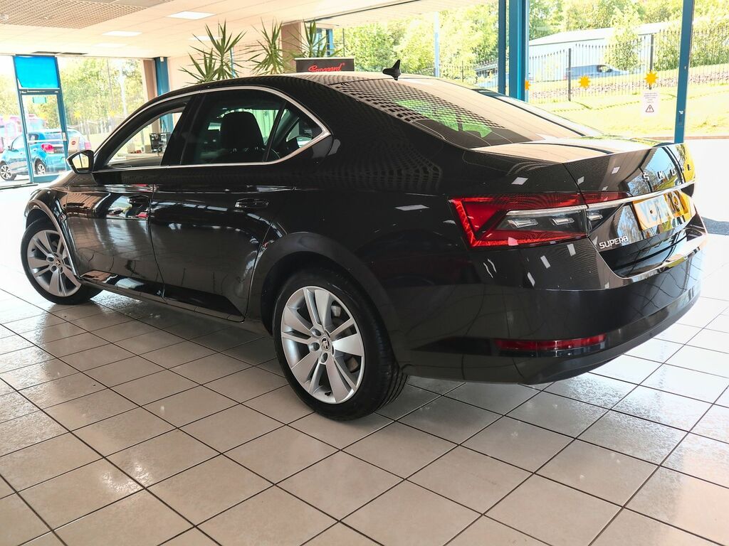 Skoda Superb 2.0 Se L Tsi Dsg Black #2