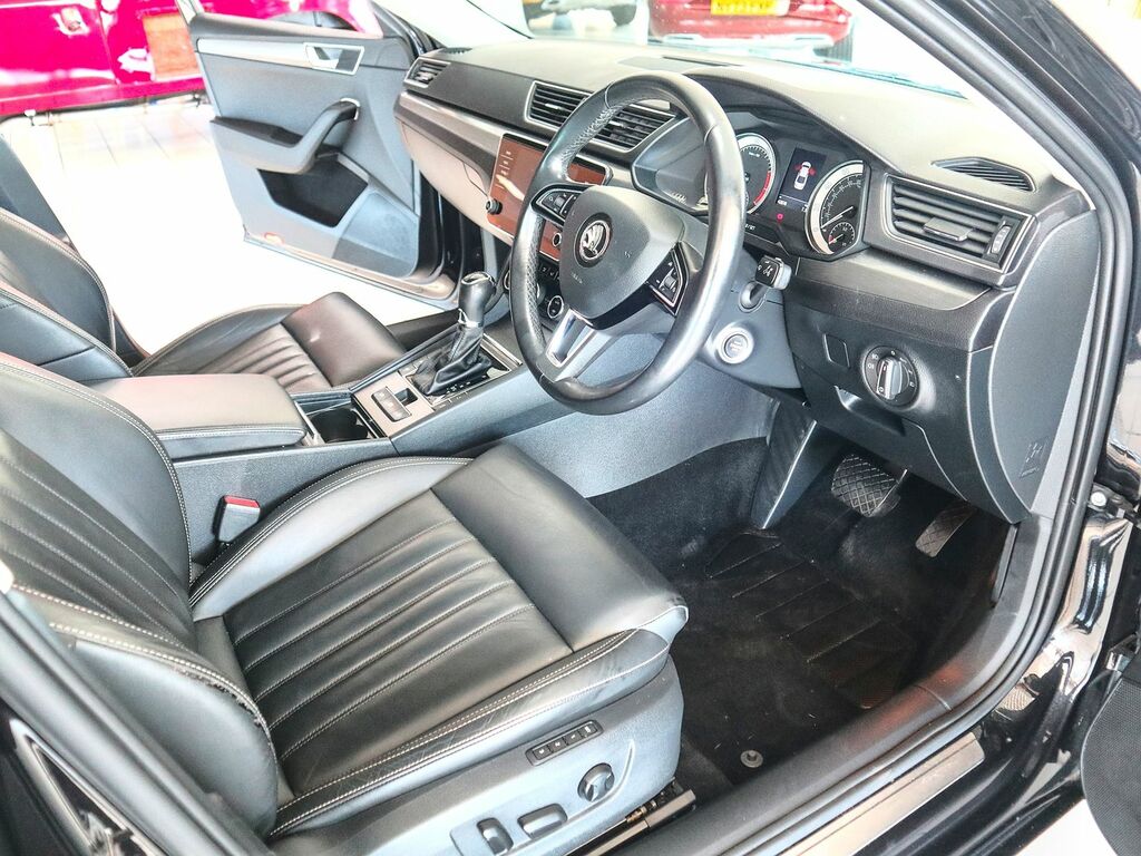 Skoda Superb 2.0 Se L Tsi Dsg Black #3