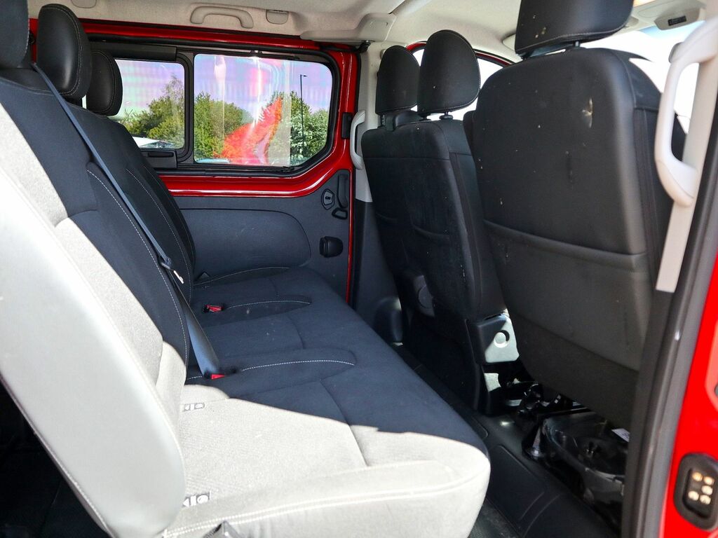 Renault Trafic 2.0 Sport Nav Energy 28 Dci Minibus Doublecab Swb Red #4