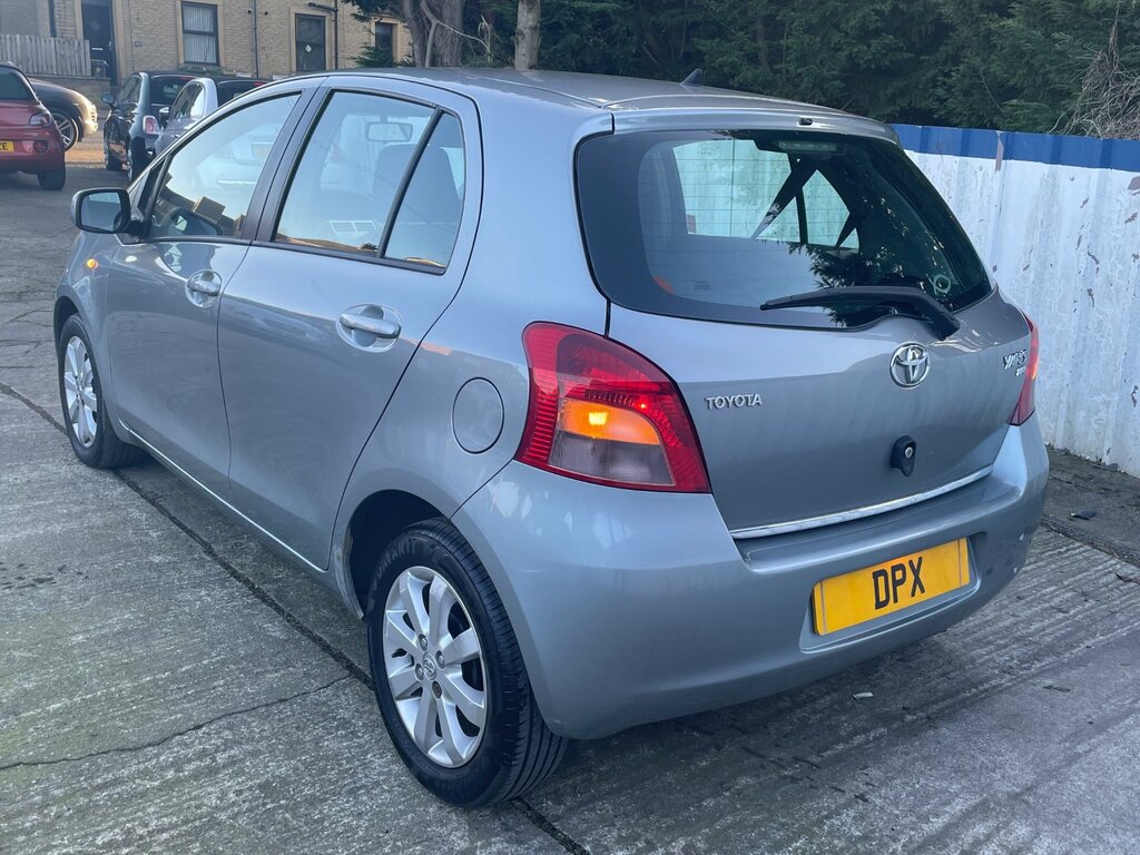 Toyota Yaris For Sale 1.3 Tr Hatchback Mul Silver #5