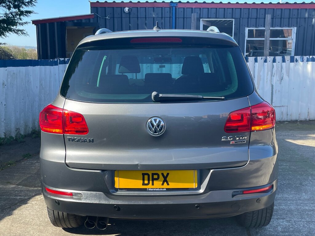 Volkswagen Tiguan For Sale 2.0 Tdi Bluemotion Tech Match Suv Die YN15YVX Grey #3