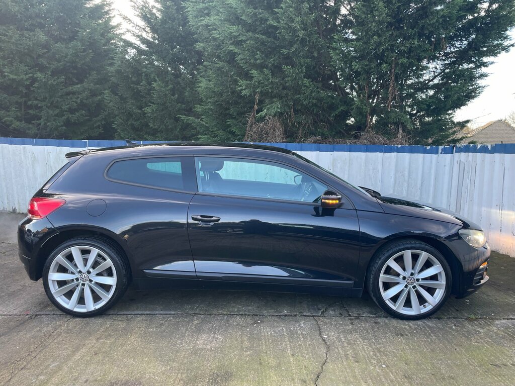 Volkswagen Scirocco 2.0 Tsi Gt Hatchback Euro 5 210 Black #2