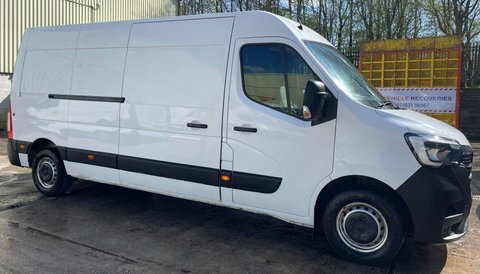 Renault Master 2.3 Dci 35 ML72EXN White #2