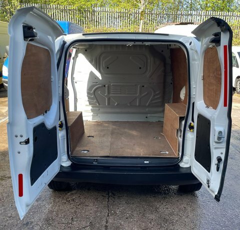 Peugeot Bipper Tepee 1.3 Hdi Outdoor Euro 5 Red #9