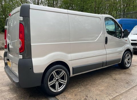 Renault Trafic Minibus 2.0 Silver #7