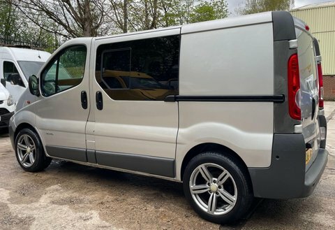 Renault Trafic Minibus 2.0 Silver #10