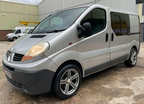 Renault Trafic Minibus 2.0 Silver #14