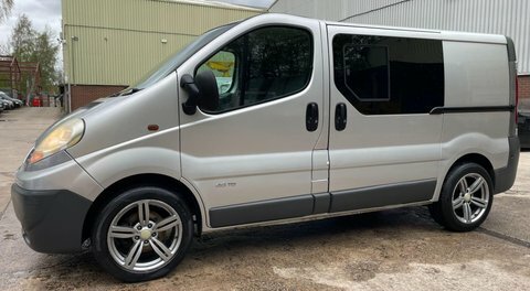 Renault Trafic Minibus 2.0 Silver #13