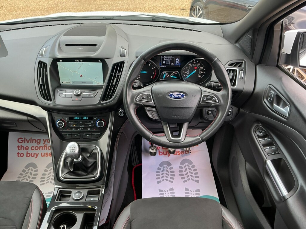 Ford Kuga 1.5 Ecoboost St-line X 2Wd AV18RNN White #4