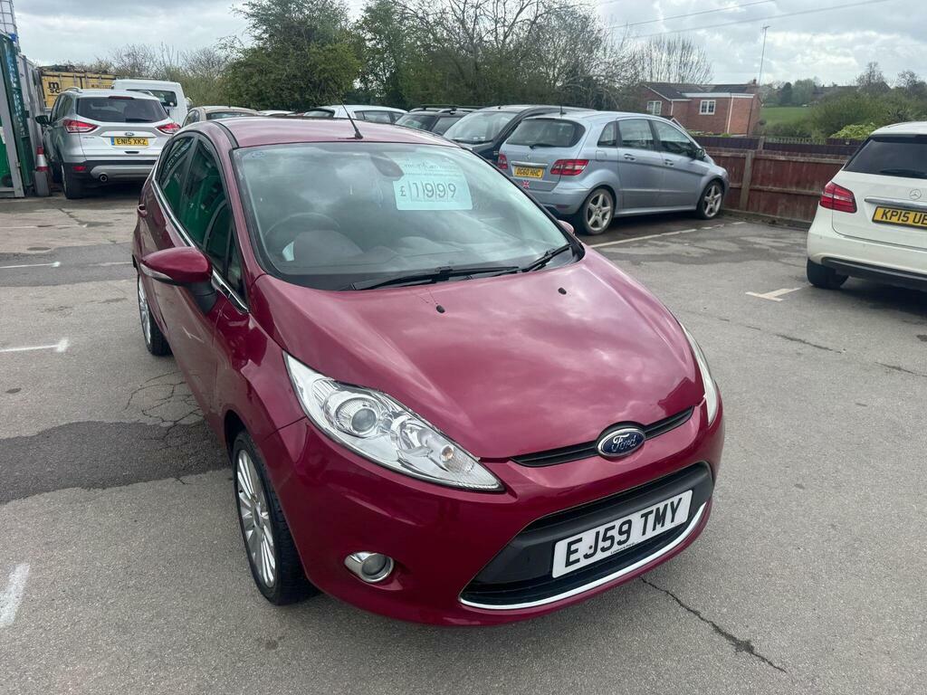 Ford Fiesta 1.4 Titanium EJ59TMY Red #2