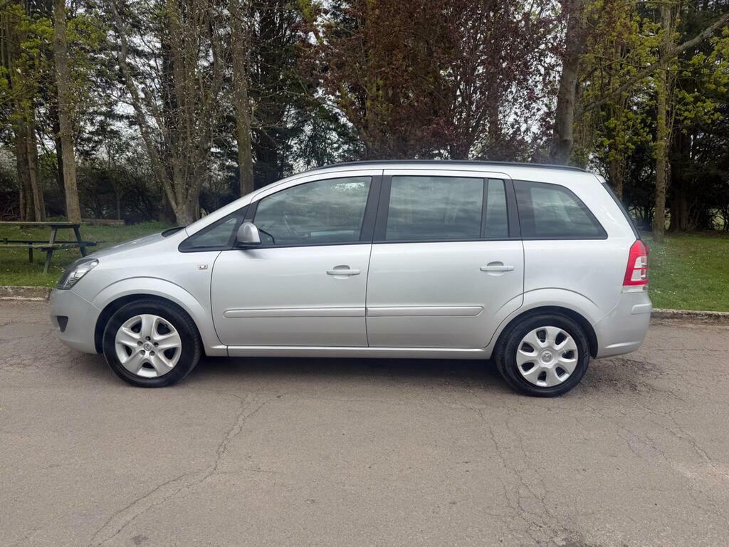 Vauxhall Zafira 1.8 16V Exclusiv Euro 5 Silver #5