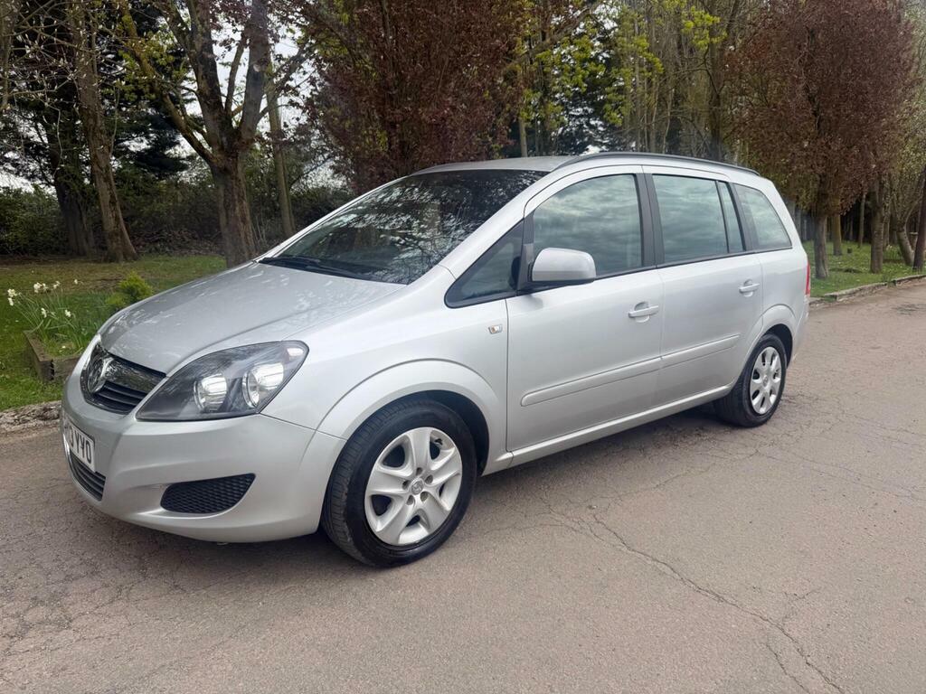 Vauxhall Zafira 1.8 16V Exclusiv Euro 5 Silver #2