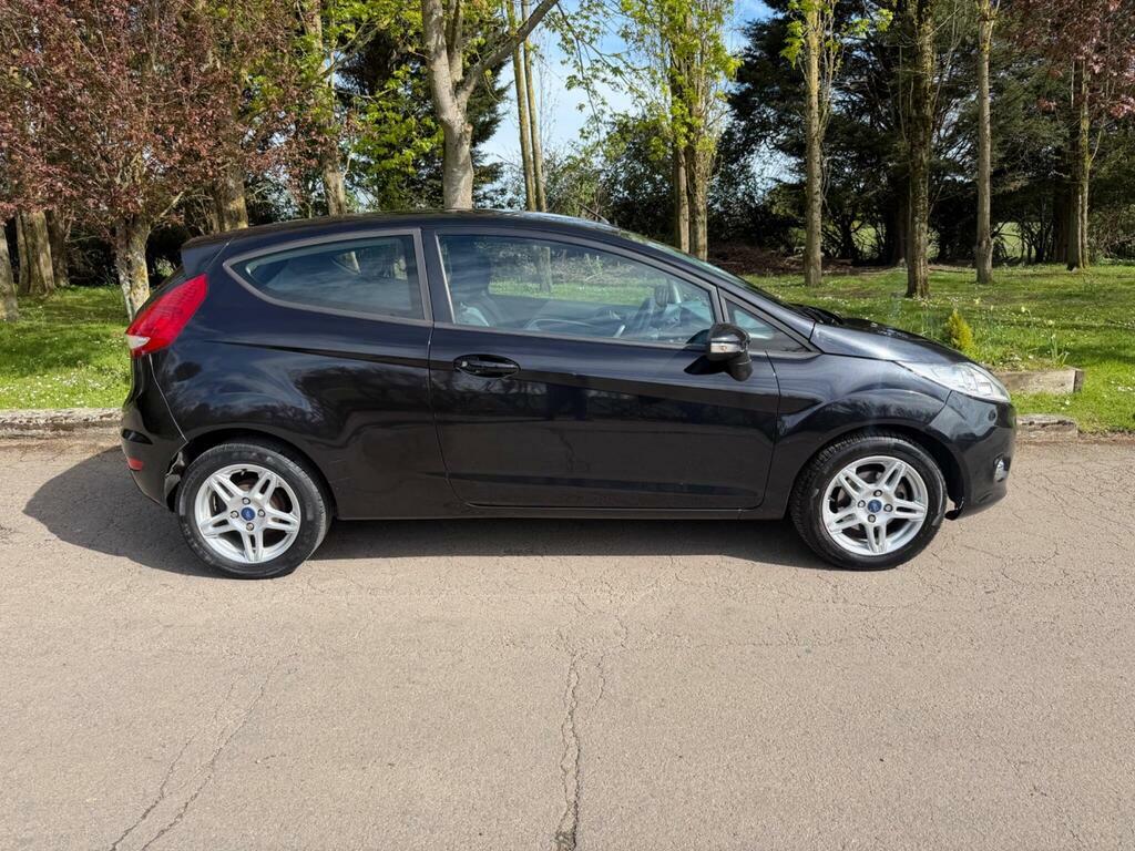 Ford Fiesta 1.25 Style Black #6