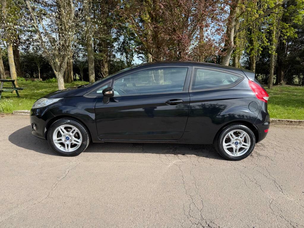 Ford Fiesta 1.25 Style Black #5