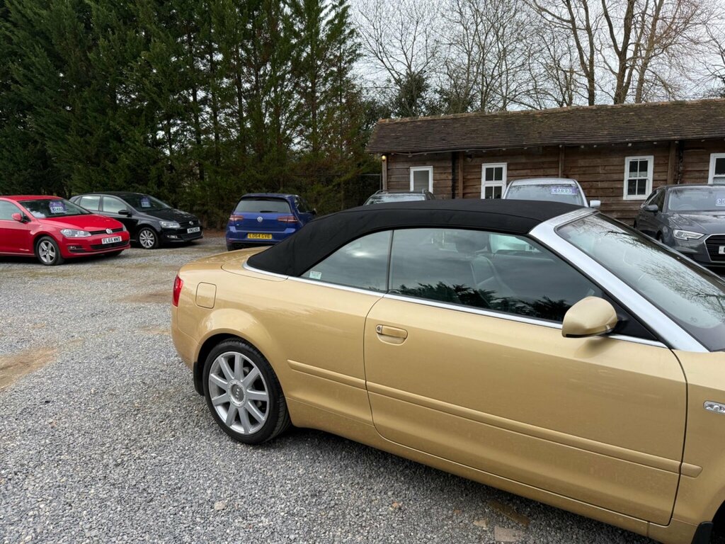 Audi A4 Cabriolet 3.0 Sport Quattro Yellow #6