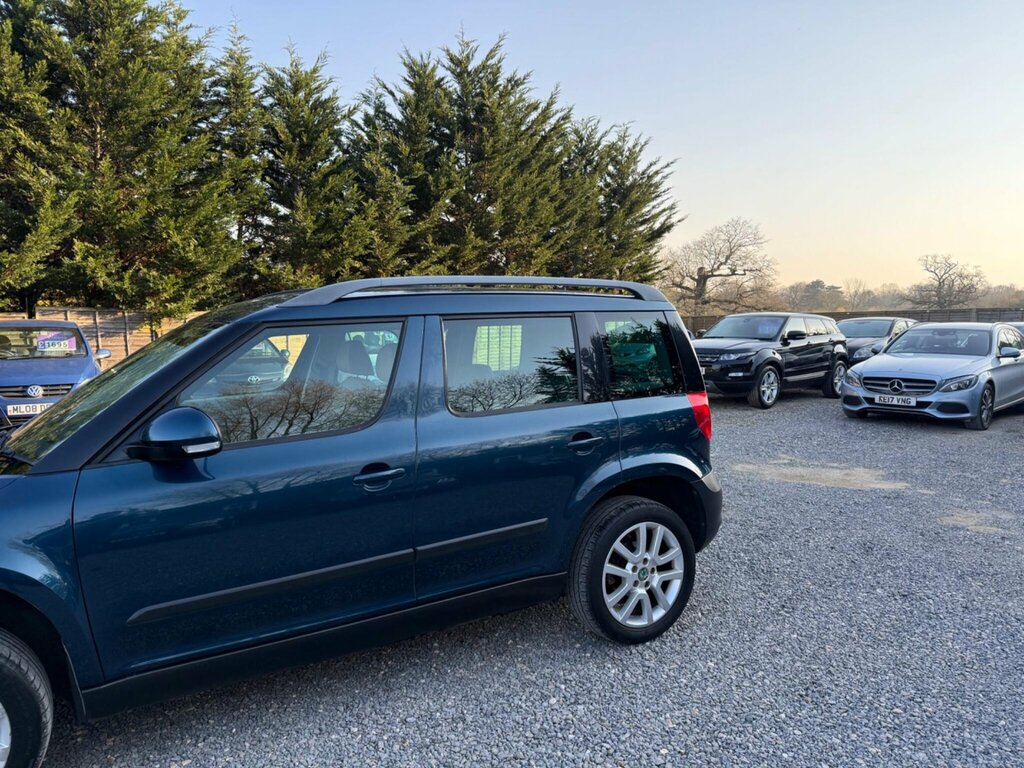 Skoda Yeti 2.0 Tdi Elegance Euro 5 HN62FVL Blue #5