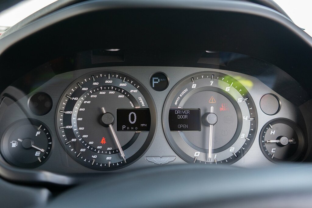 Aston Martin Vanquish S V12 22 Black #34