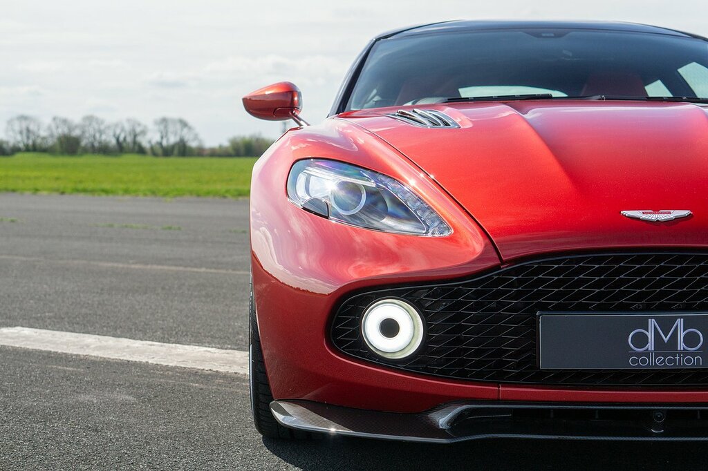 Aston Martin Vanquish S V12 22 Black #17