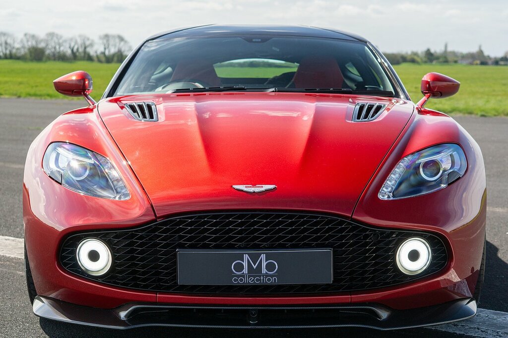 Aston Martin Vanquish S V12 22 Black #19