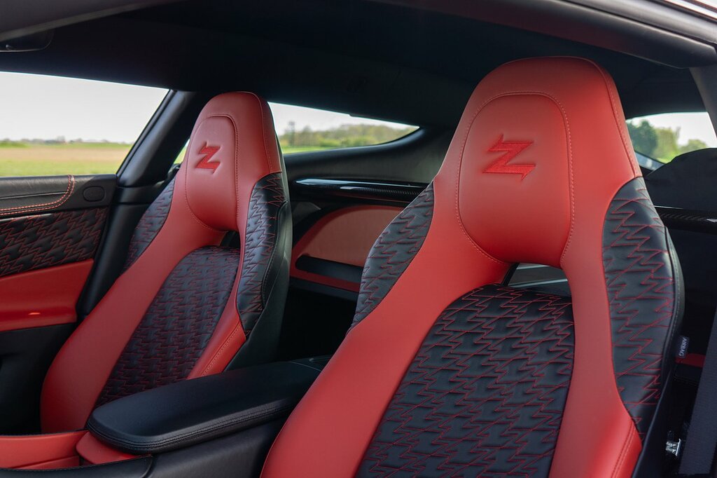 Aston Martin Vanquish S V12 22 Black #43