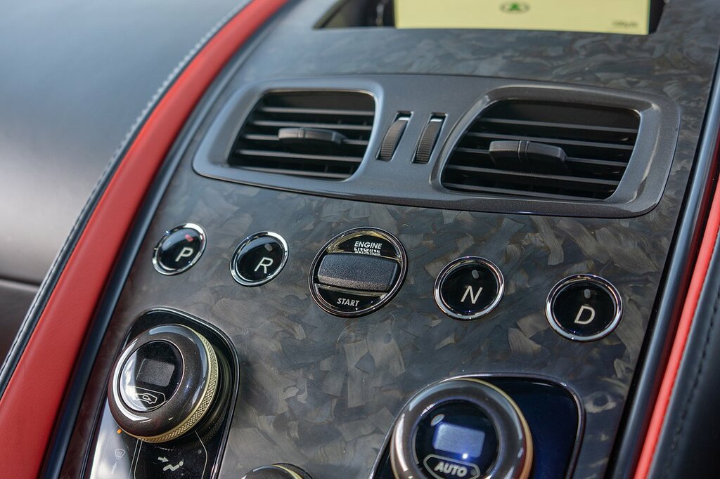 Aston Martin Vanquish S V12 22 Black #37