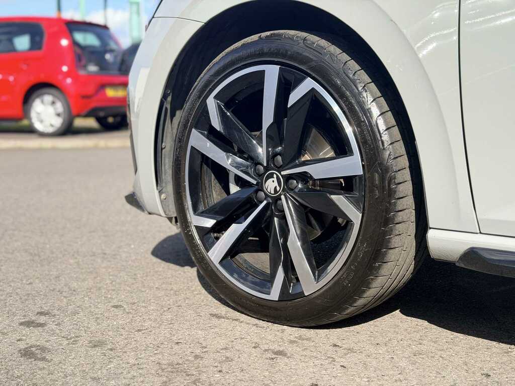 Skoda Scala 1.0 Tsi 116 Monte Carlo Edition Dsg FY75WPF Grey #5