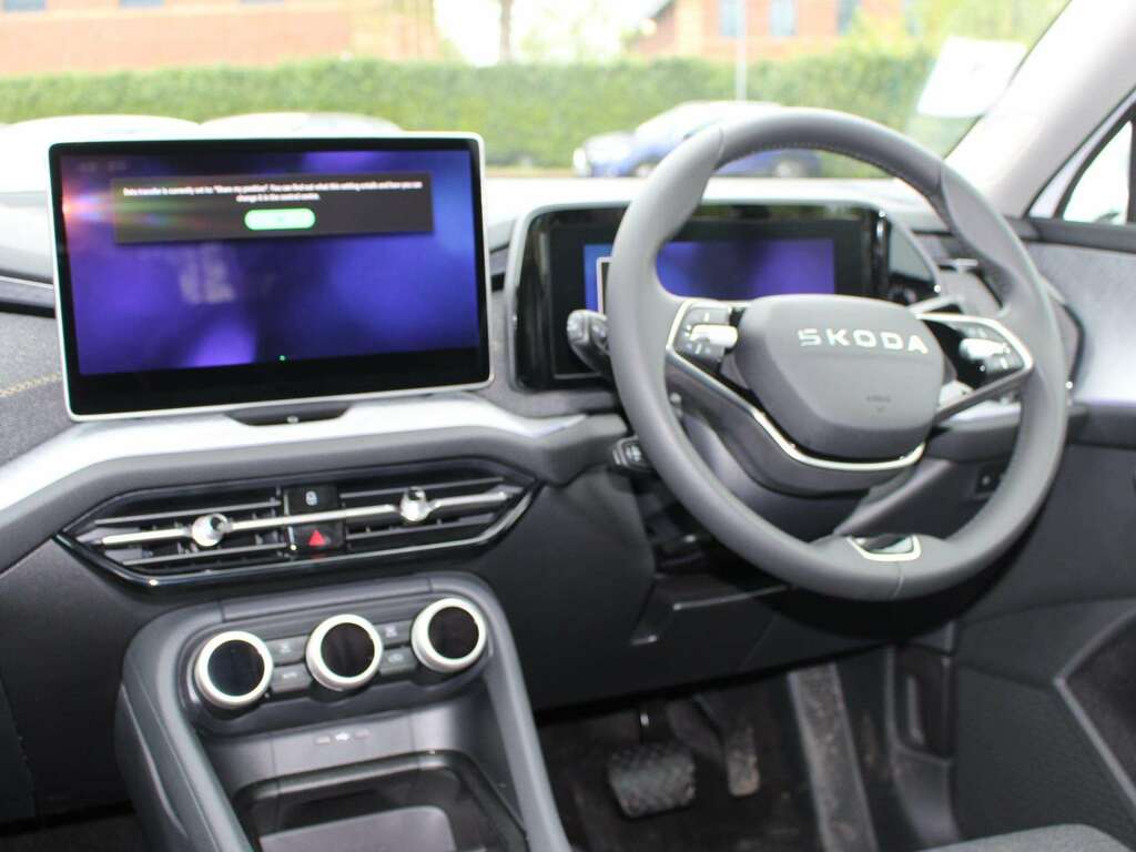 Skoda Kodiaq 2.0 Tdi Se Dsg 7 Seat YK75RFL White #2