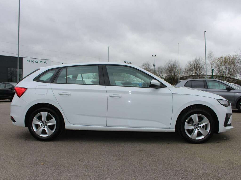 Skoda Scala 1.0 Tsi 116 Se Edition GL25MKF White #4