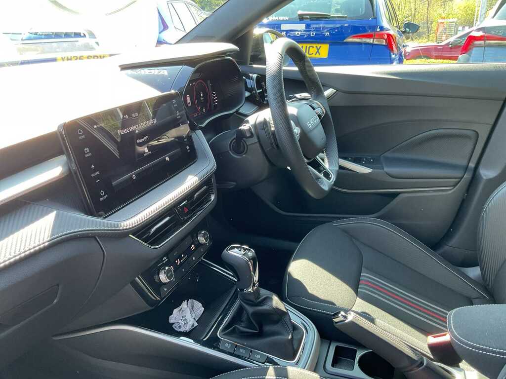 Skoda Fabia 1.5 Tsi 177 130 Dsg Black #2