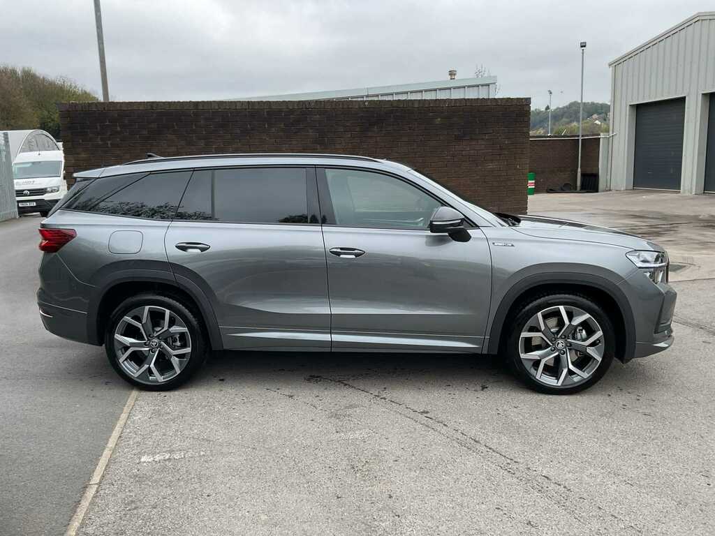Skoda Kodiaq 1.5 Tsi Iv 204 Sportline Dsg YH26FOM Grey #4
