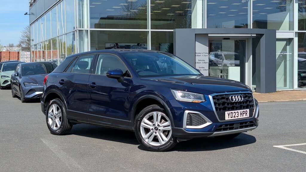 Audi Q2 30 Tfsi Sport Blue