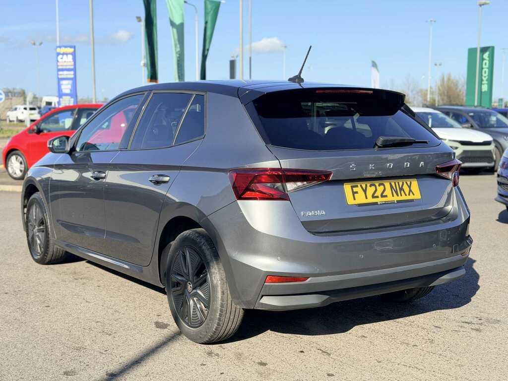 Skoda Fabia 1.0 Tsi 110 Colour Edition FY22NKX Grey #3