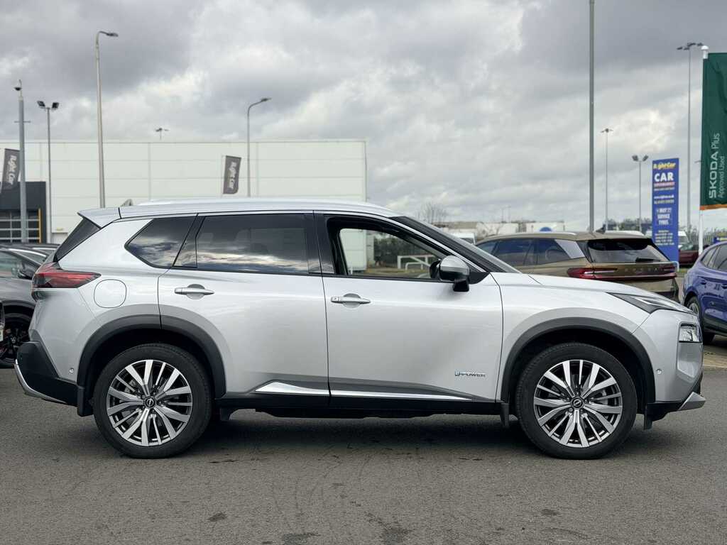 Nissan X-Trail 1.5 E-power E-4orce 213 Tekna 7 Seat FV24UKU Silver #4