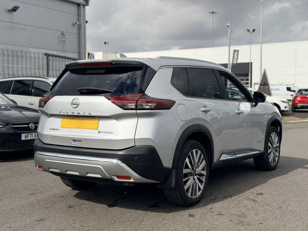 Nissan X-Trail 1.5 E-power E-4orce 213 Tekna 7 Seat FV24UKU Silver #3