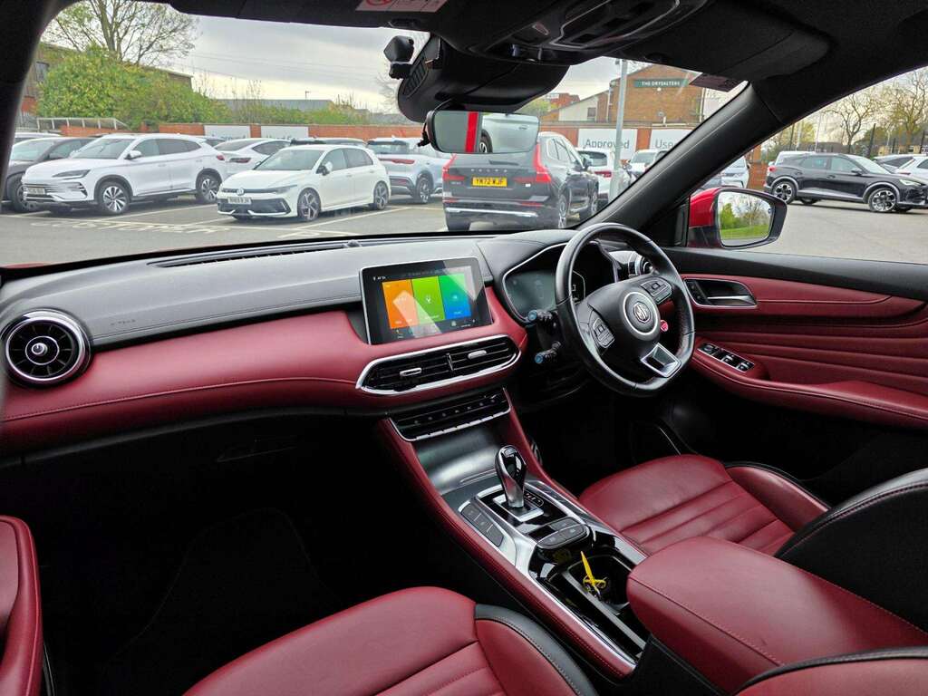 MG HS 1.5 T-gdi Exclusive Dct YG22GFK Red #2