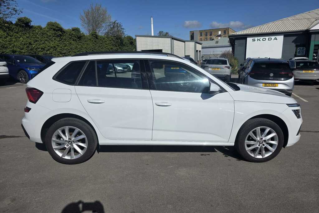 Skoda Kamiq 1.0 Tsi 95 Se Edition GL25XHP White #4