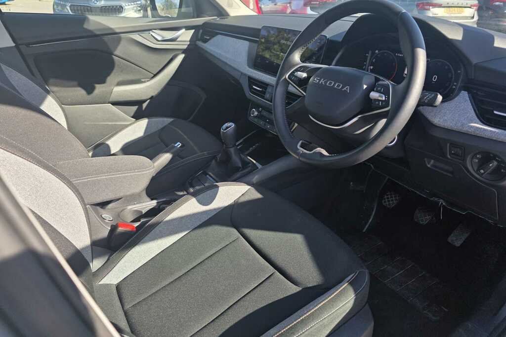 Skoda Kamiq 1.0 Tsi 95 Se Edition GL25KNA Silver #6
