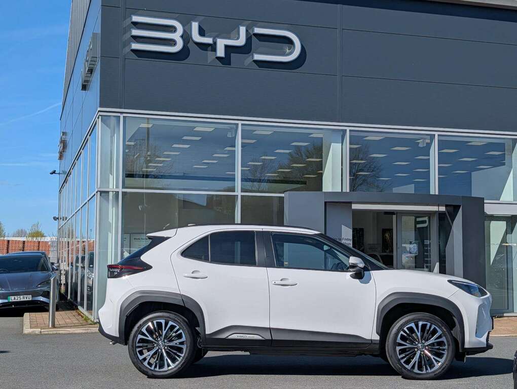 Toyota Yaris Cross 1.5 Hybrid Excel Cvt White