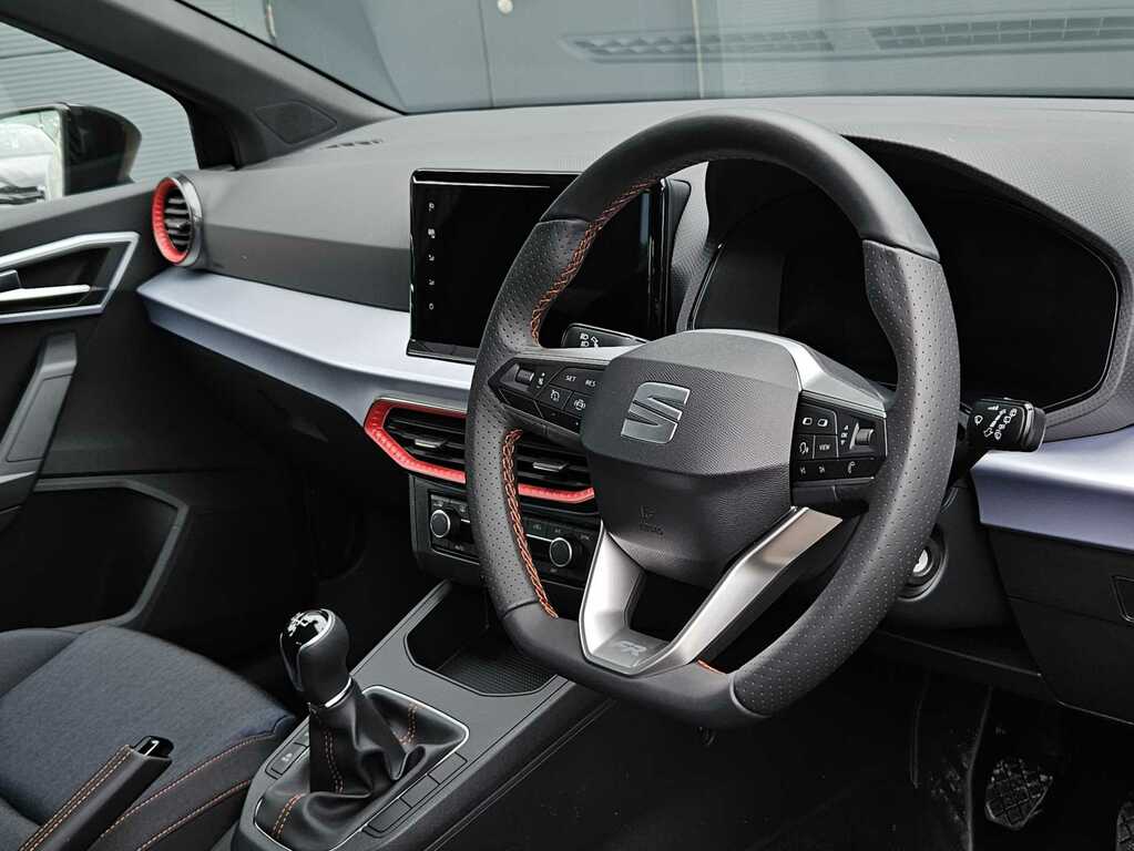 Seat Ibiza 1.0 Tsi 95 Fr KW75JJY Black #2