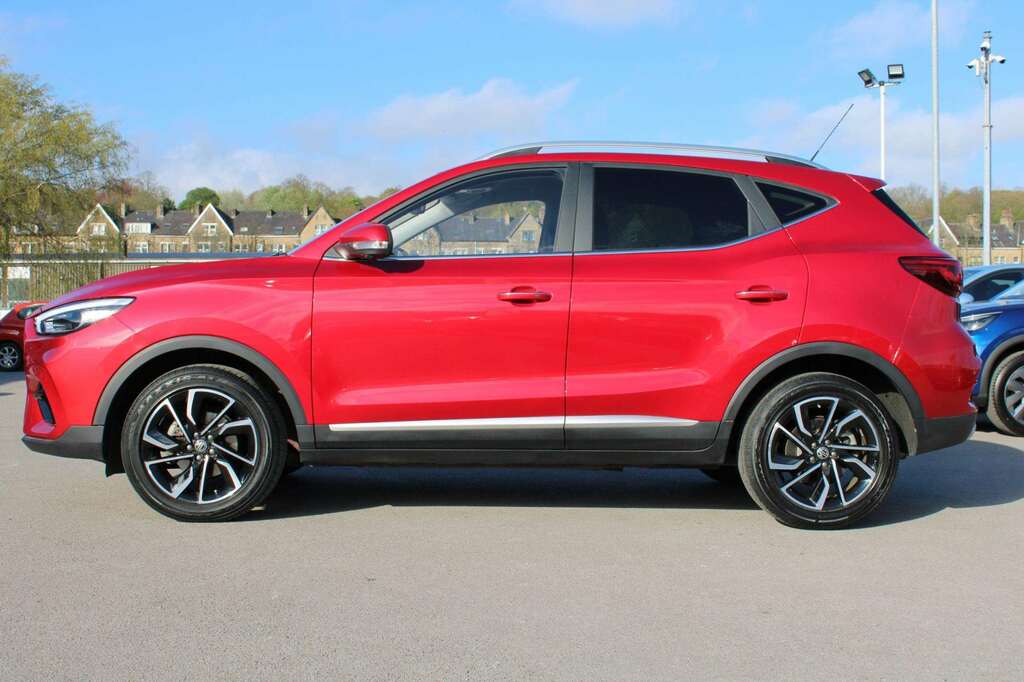 MG ZS 1.0T Gdi Exclusive Dct Red #4