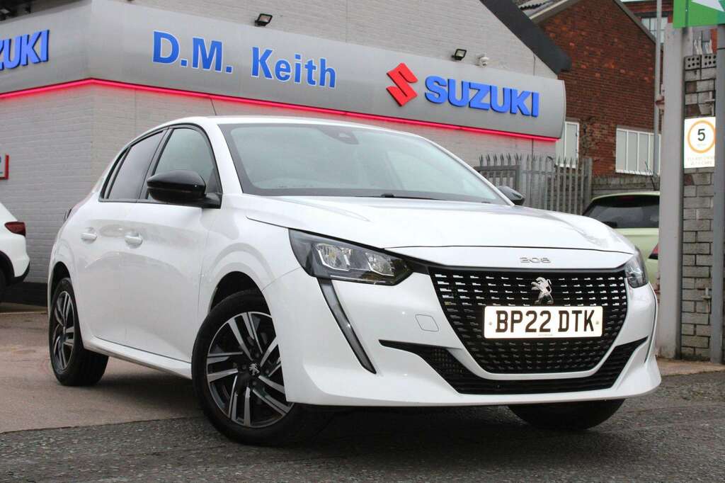 Peugeot 208 1.2 Puretech 100 Allure Premium White