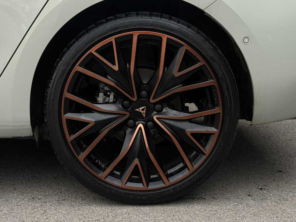 Cupra Leon 1.5 Etsi 150 V3 Dsg YK26KGG Grey #5