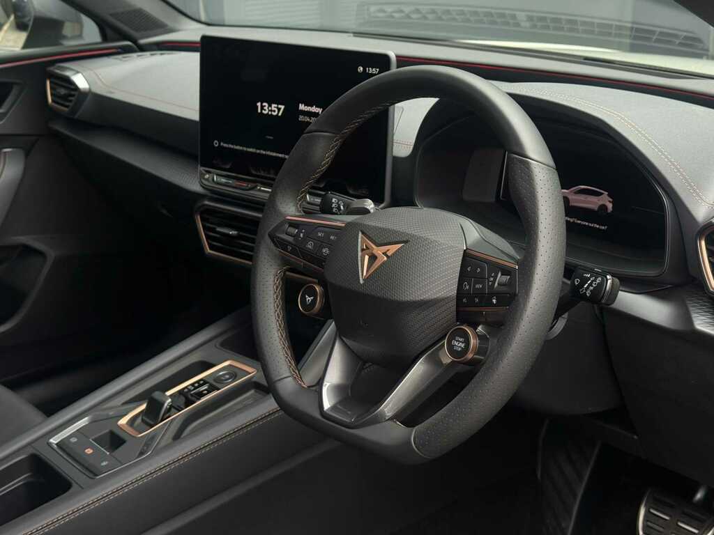Cupra Leon 1.5 Etsi 150 V3 Dsg YK26KGG Grey #2