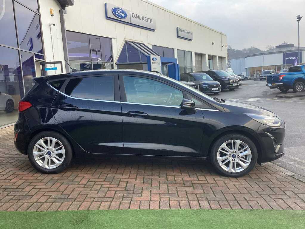 Ford Fiesta 1.0 Ecoboost Titanium Black #4
